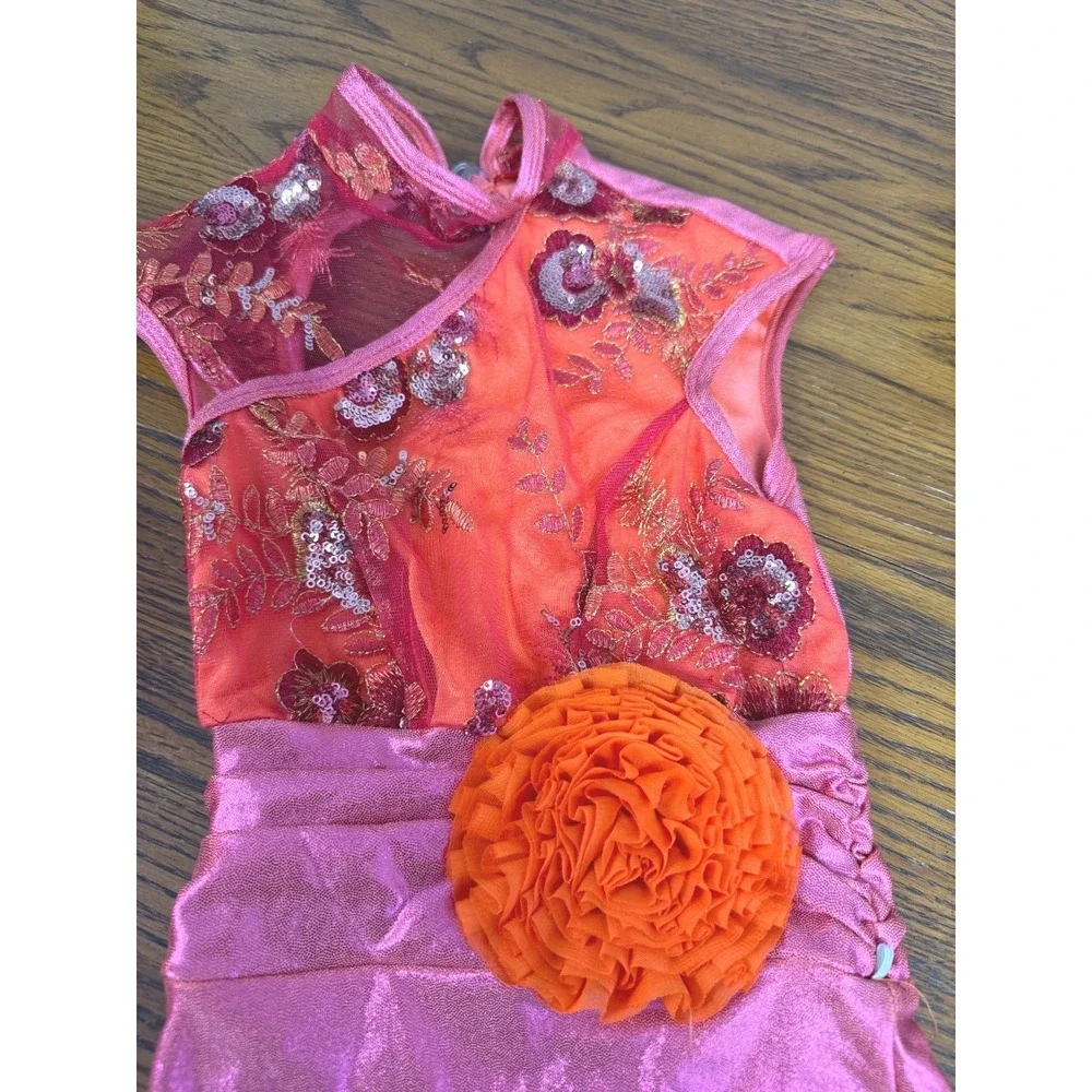 Unbranded vibrant pink